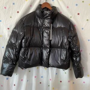 Canada Goose Short, Glossy Down Jacket